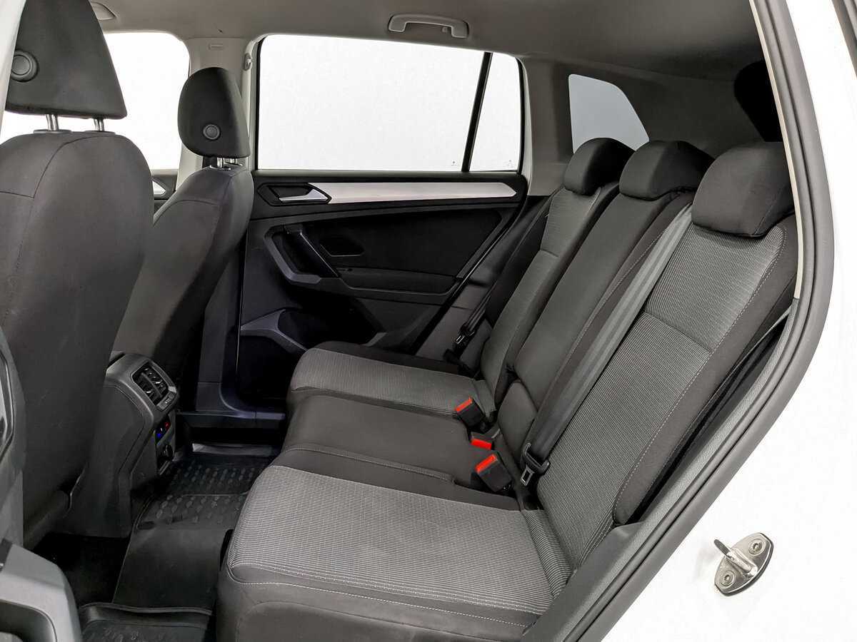 Volkswagen Tiguan б/у, 2021, Роботизированная. Фото: #11