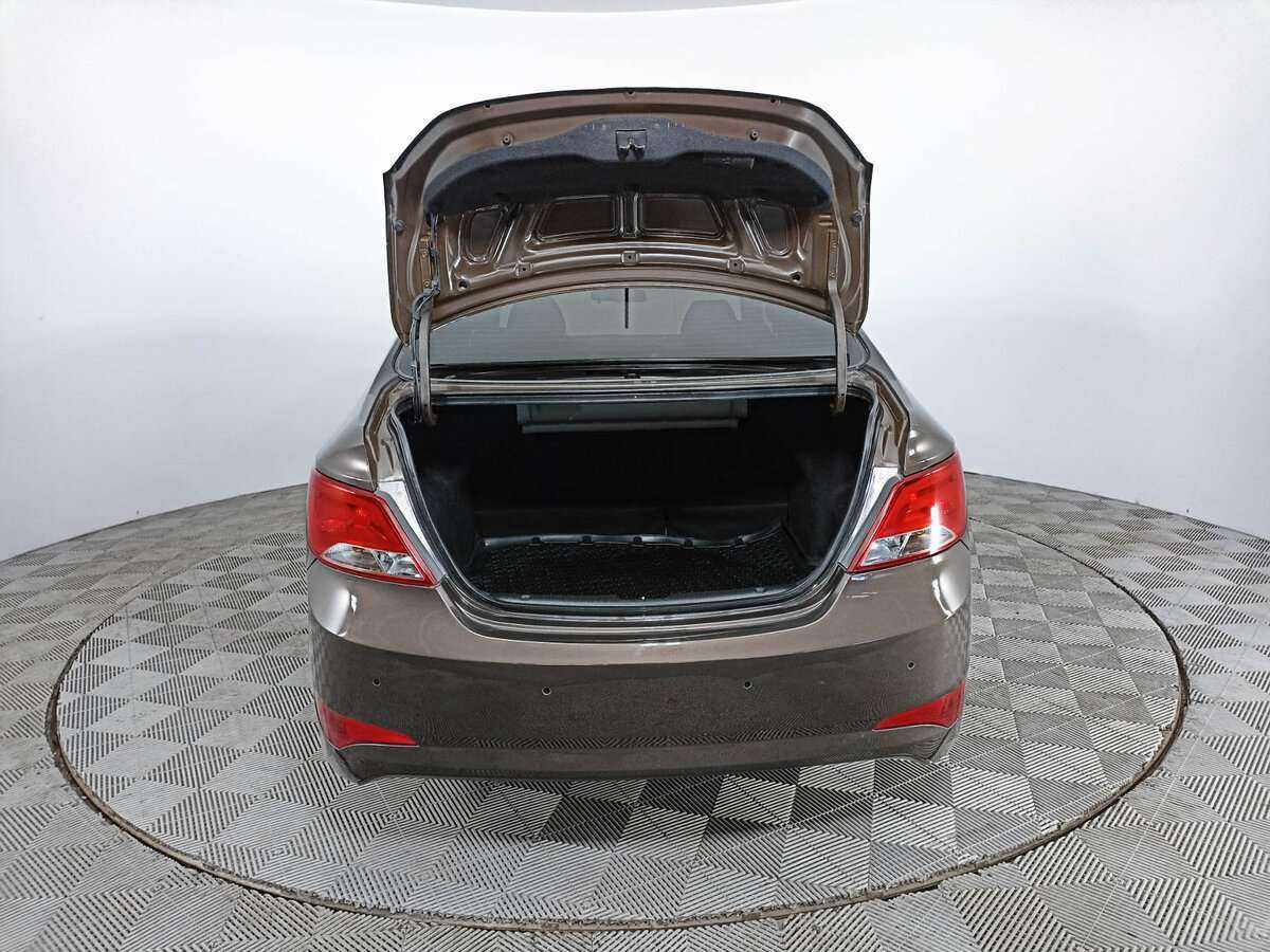 Hyundai Solaris б/у, 2015, Автоматическая. Фото: #9