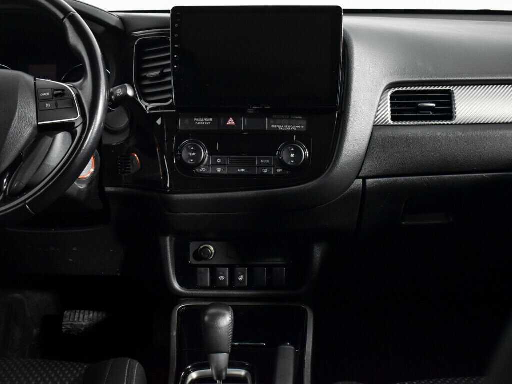 Mitsubishi Outlander б/у, 2017, Вариатор. Фото: #14