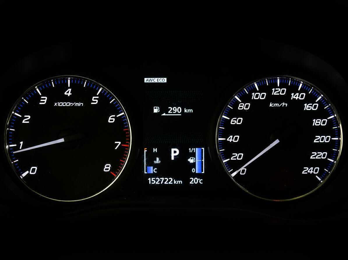 Mitsubishi Outlander б/у, 2016, Автоматическая. Фото: #18