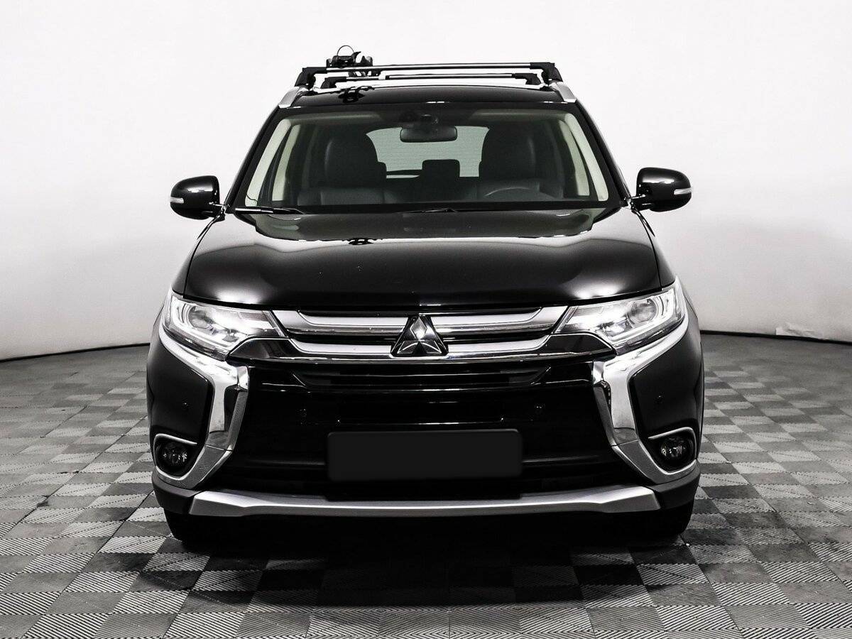 Mitsubishi Outlander б/у, 2018, Вариатор. Фото: #1