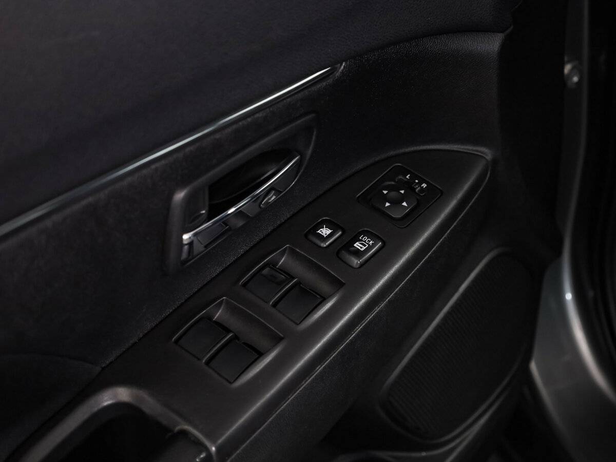 Mitsubishi ASX б/у, 2014, Механическая. Фото: #9