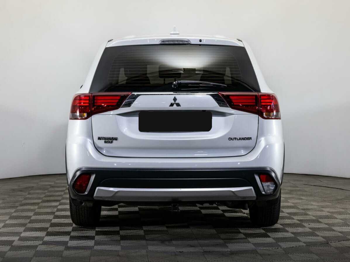 Mitsubishi Outlander б/у, 2018, Вариатор. Фото: #4