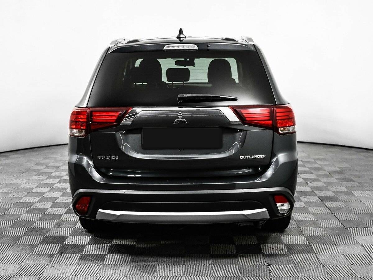 Mitsubishi Outlander б/у, 2018, Вариатор. Фото: #5