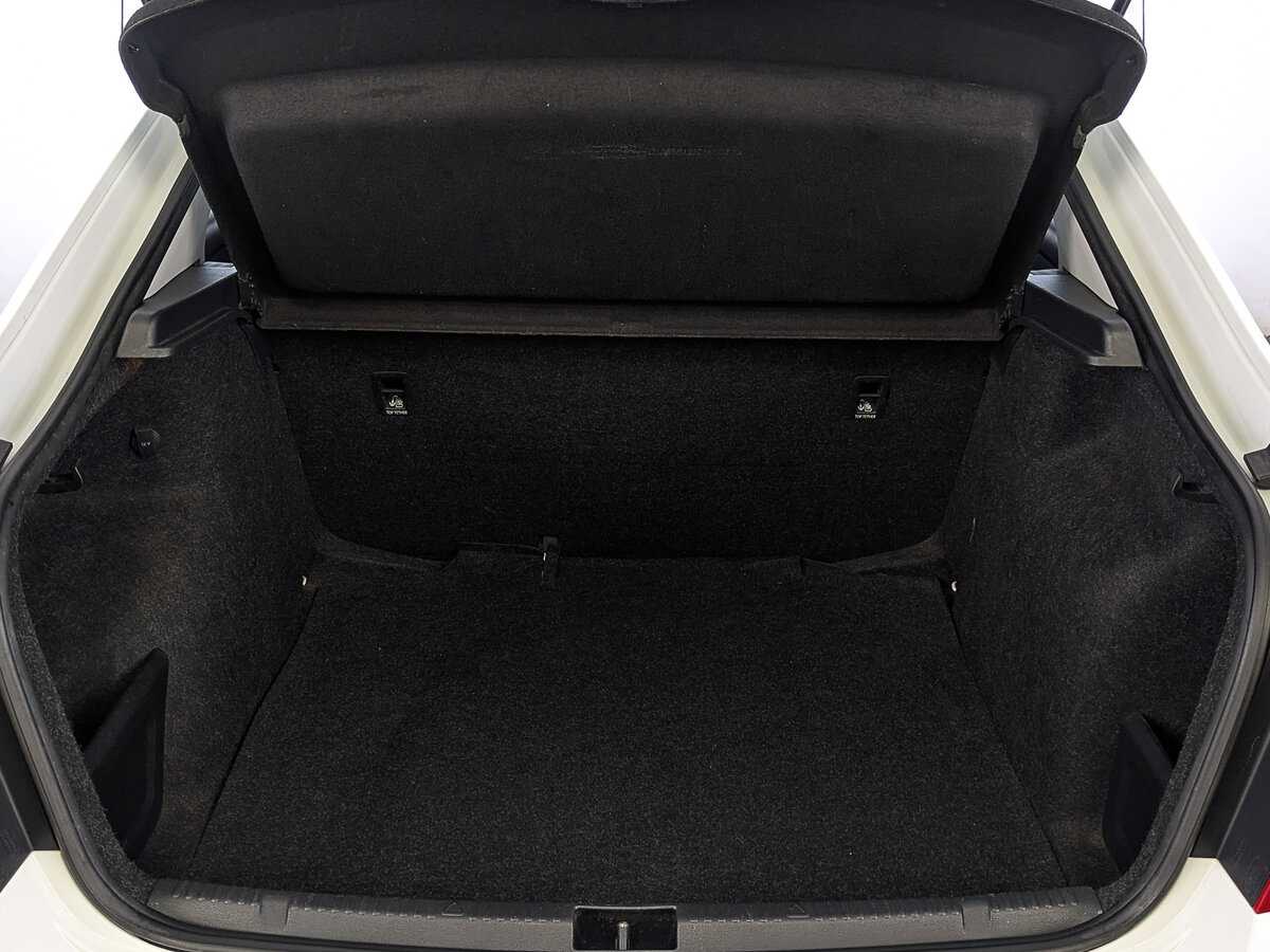 Skoda Rapid б/у, 2017, Механическая. Фото: #9