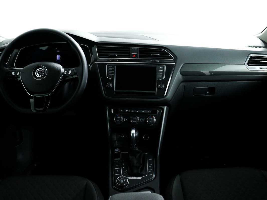 Volkswagen Tiguan б/у, 2016, Роботизированная. Фото: #10