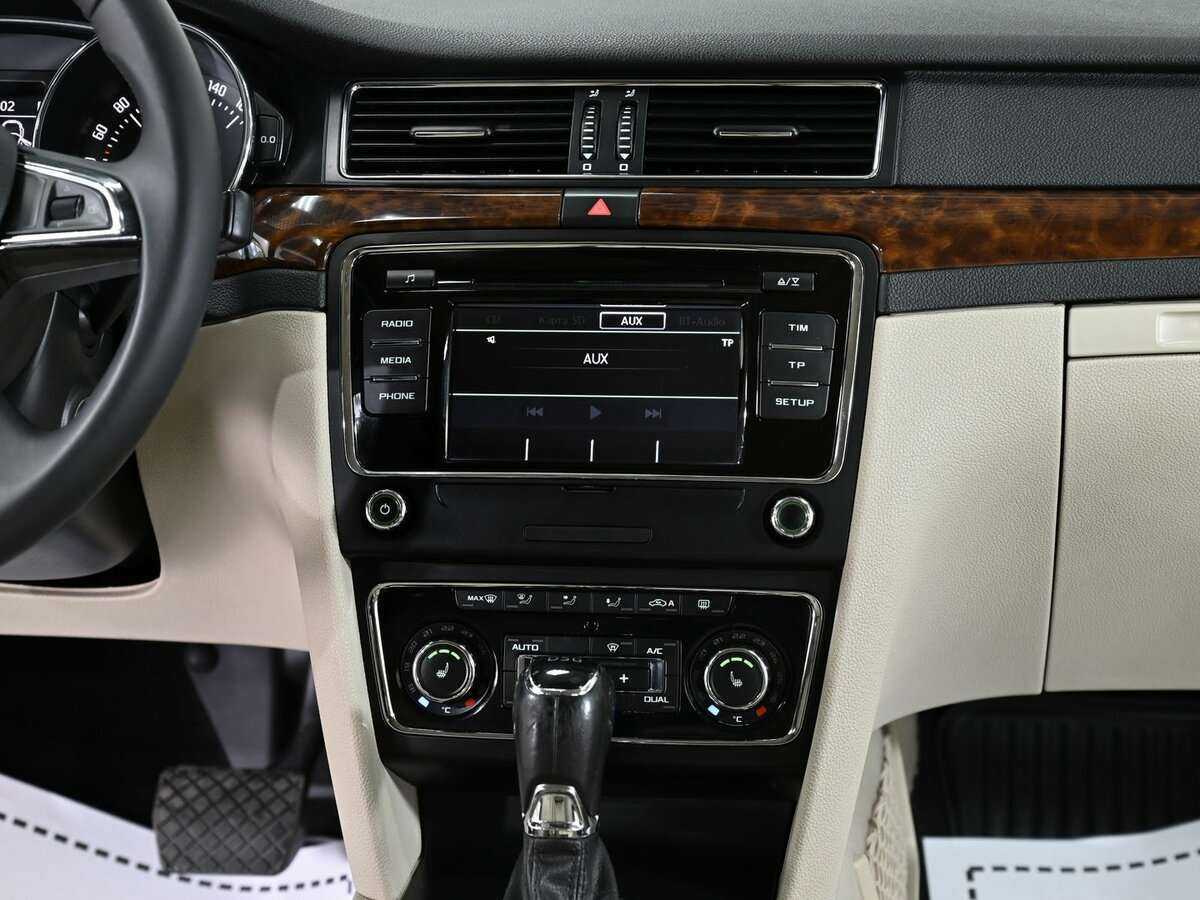 Skoda Superb б/у, 2013, Роботизированная. Фото: #11