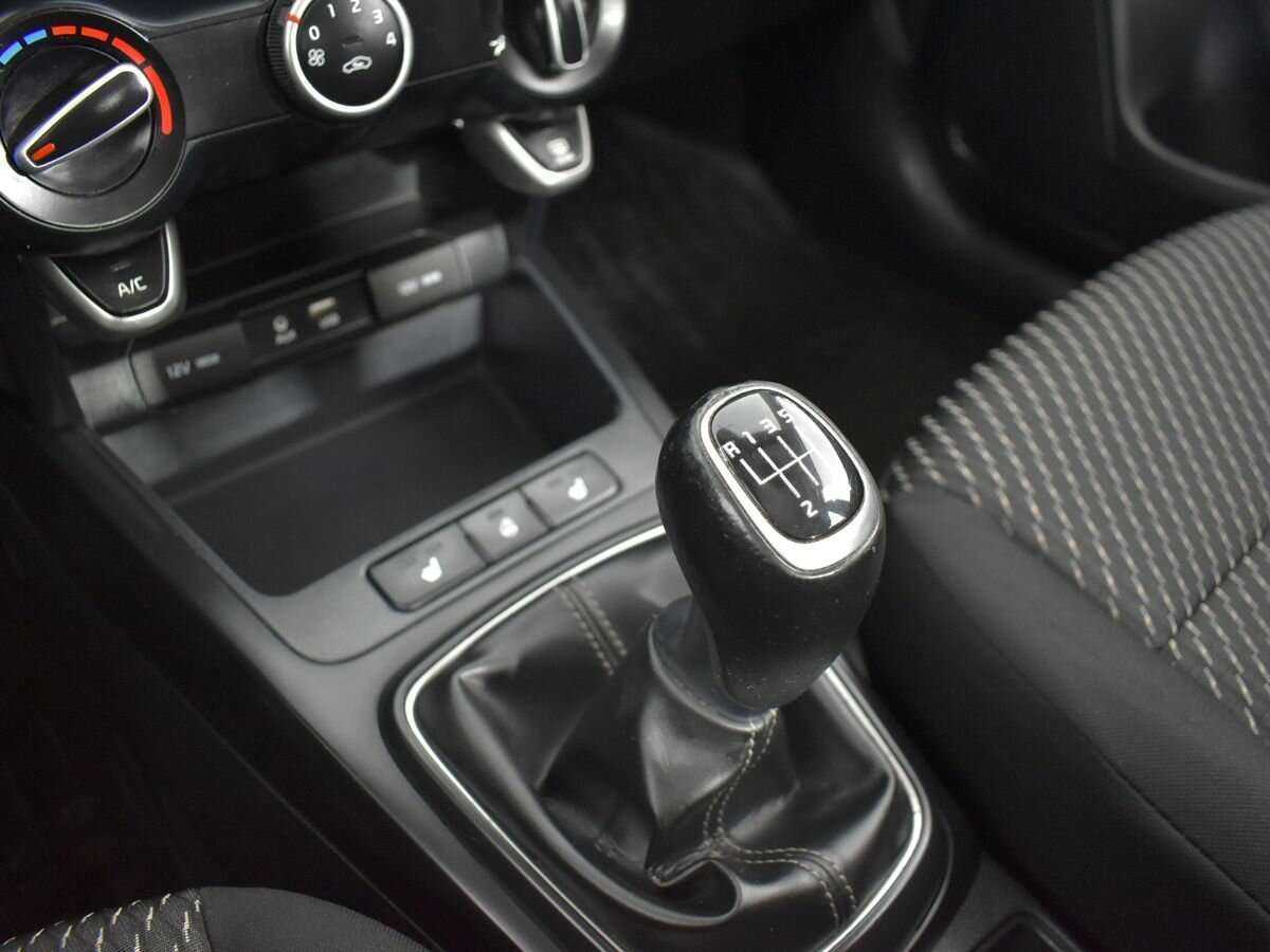 Kia Rio б/у, 2019, Механическая. Фото: #11