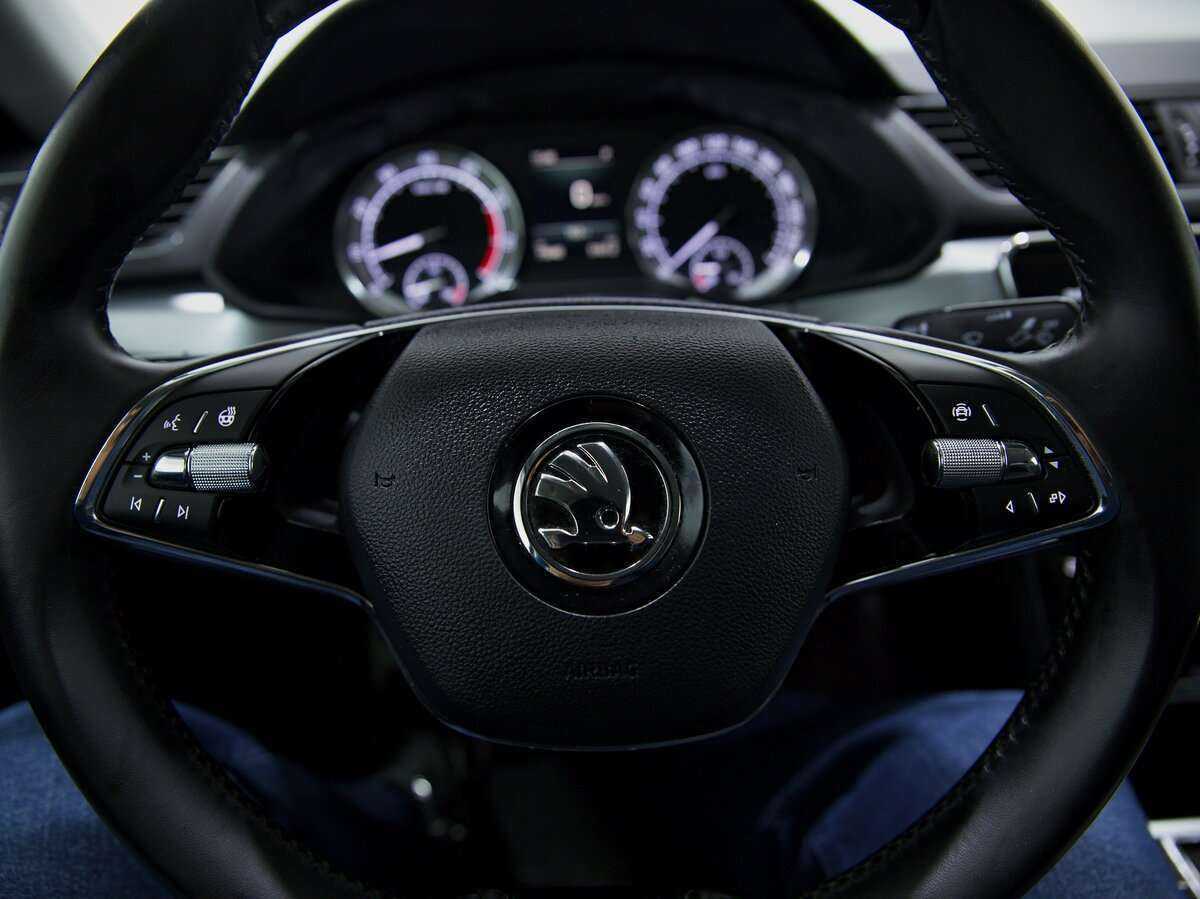 Skoda Superb б/у, 2021, Роботизированная. Фото: #7