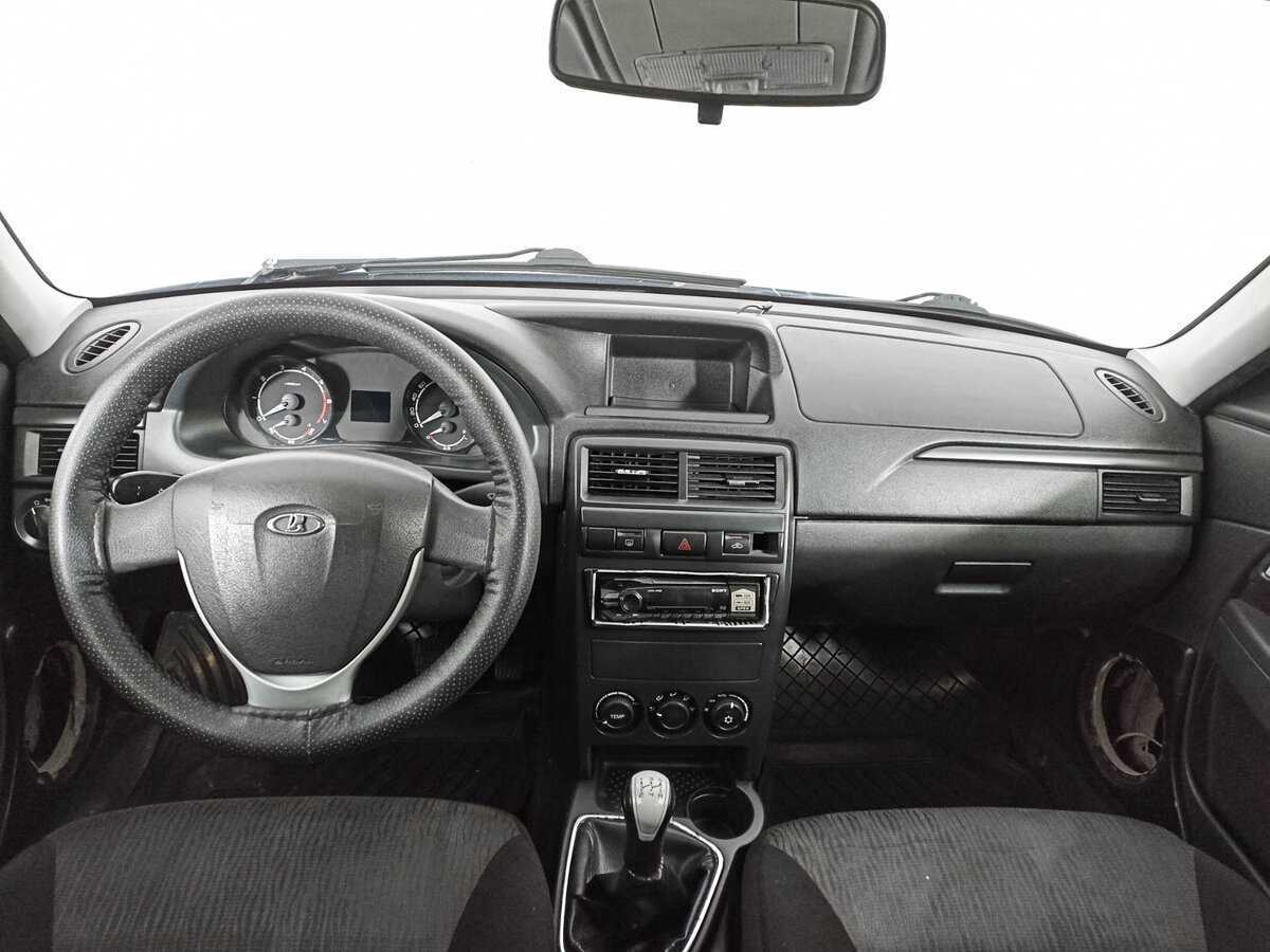 Lada (ВАЗ) Priora б/у, 2016, Механическая. Фото: #11