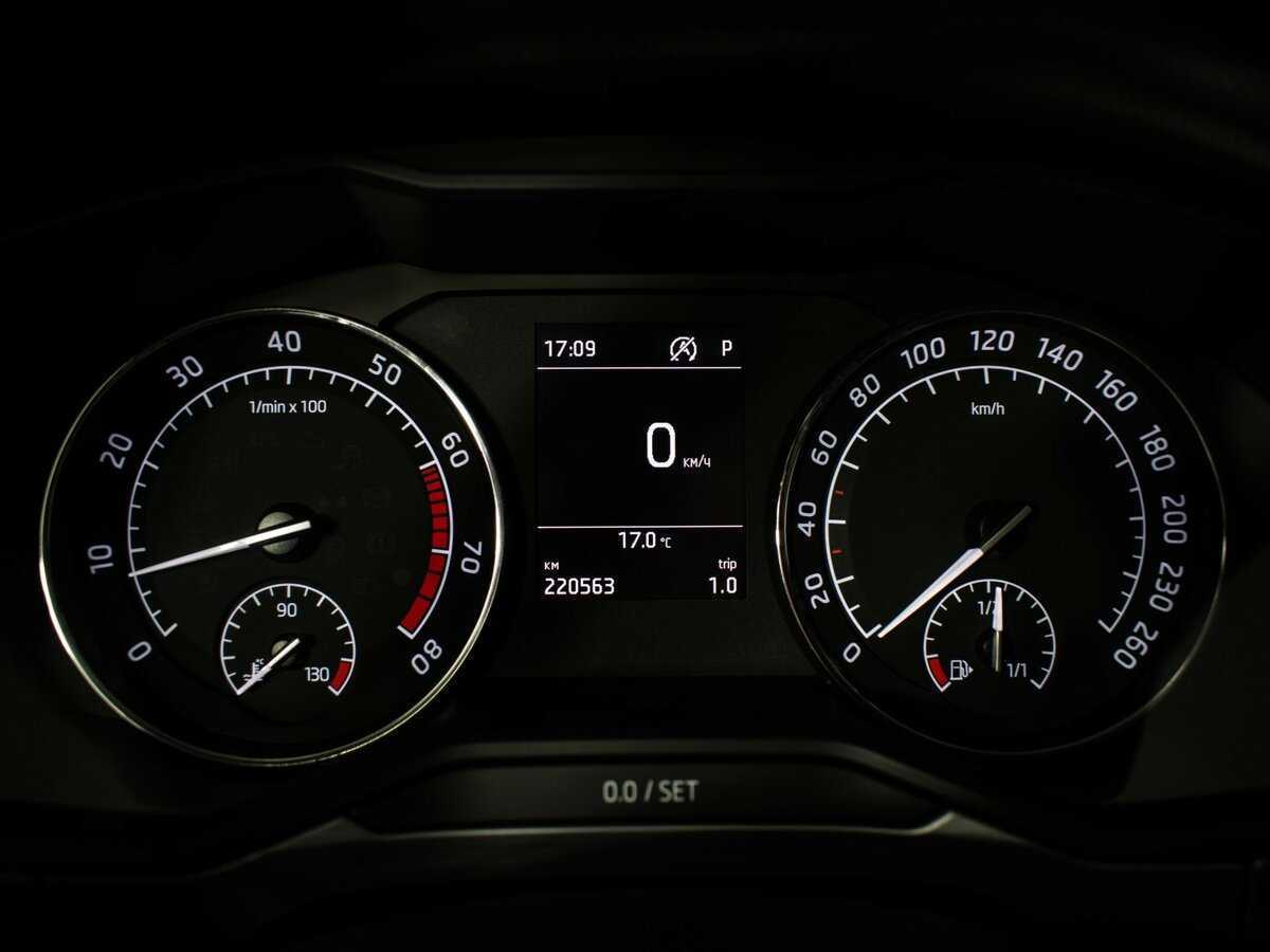 Skoda Superb б/у, 2020, Роботизированная. Фото: #11