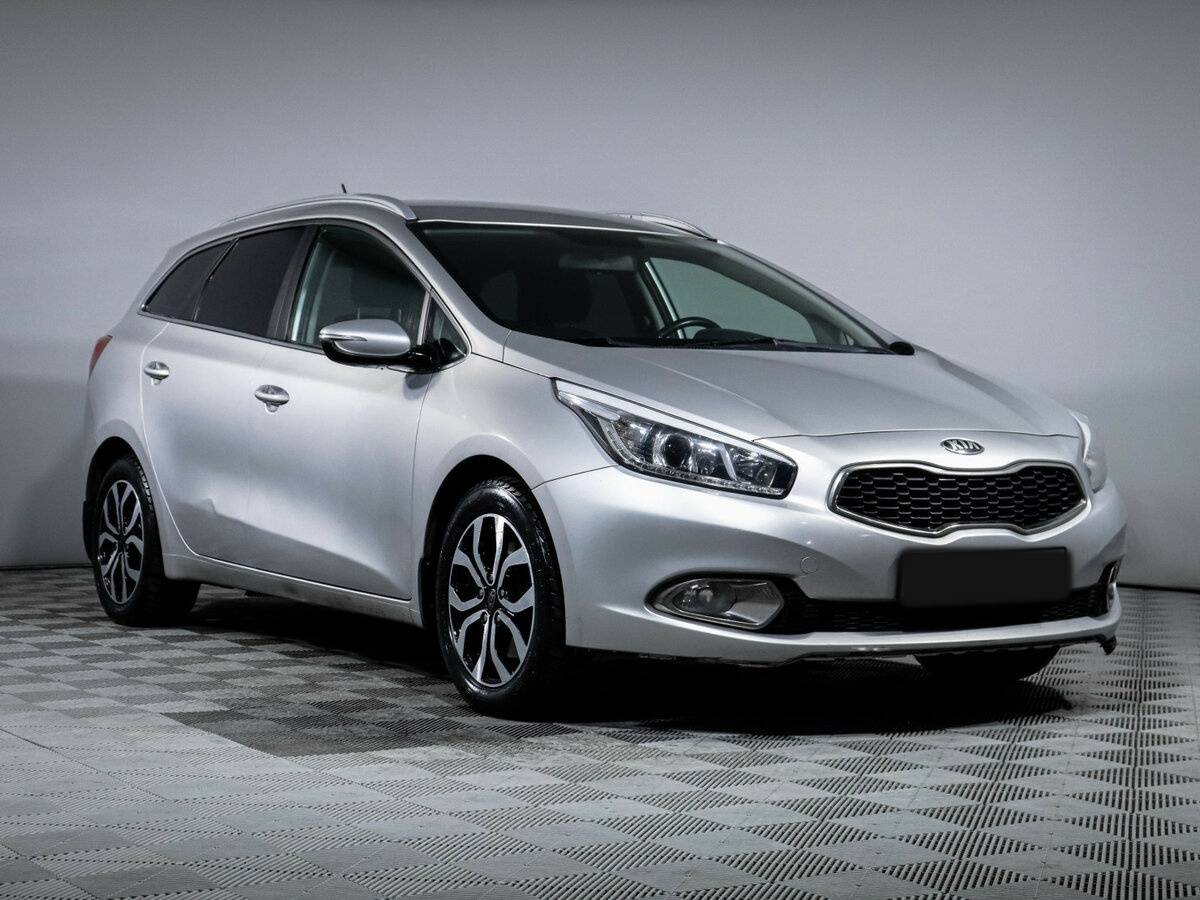 Kia Ceed б/у, 2014, Автоматическая. Фото: #2