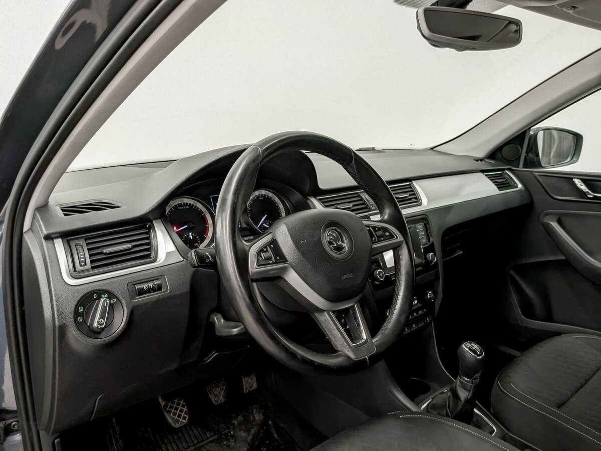 Skoda Rapid б/у, 2016, Механическая. Фото: #15