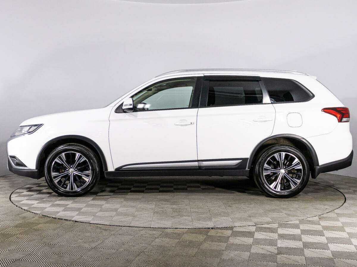 Mitsubishi Outlander б/у, 2019, Вариатор. Фото: #7