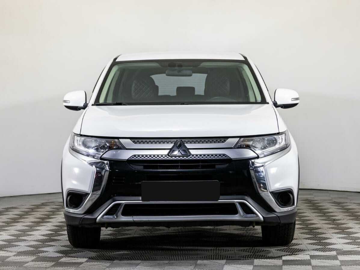 Mitsubishi Outlander б/у, 2020, Вариатор. Фото: #1