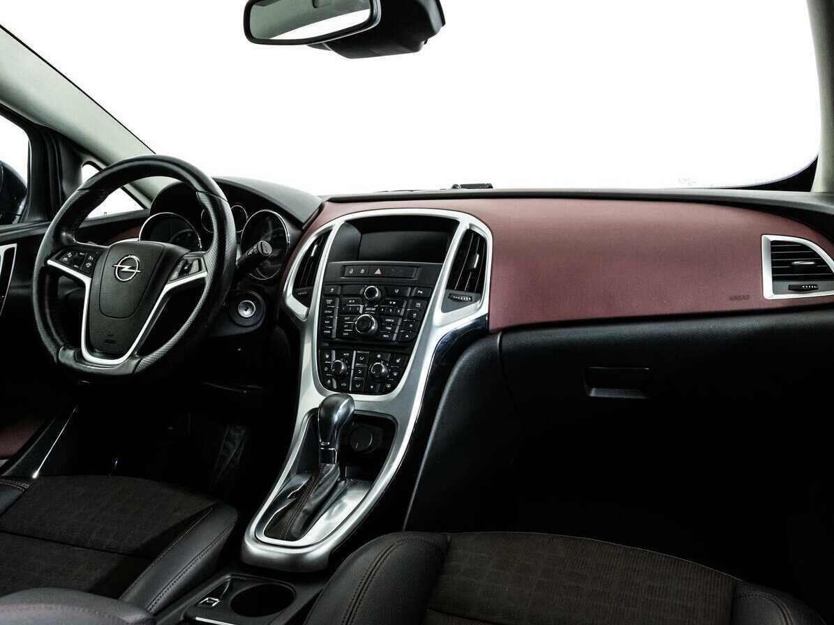 Opel Astra б/у, 2013, Автоматическая. Фото: #8