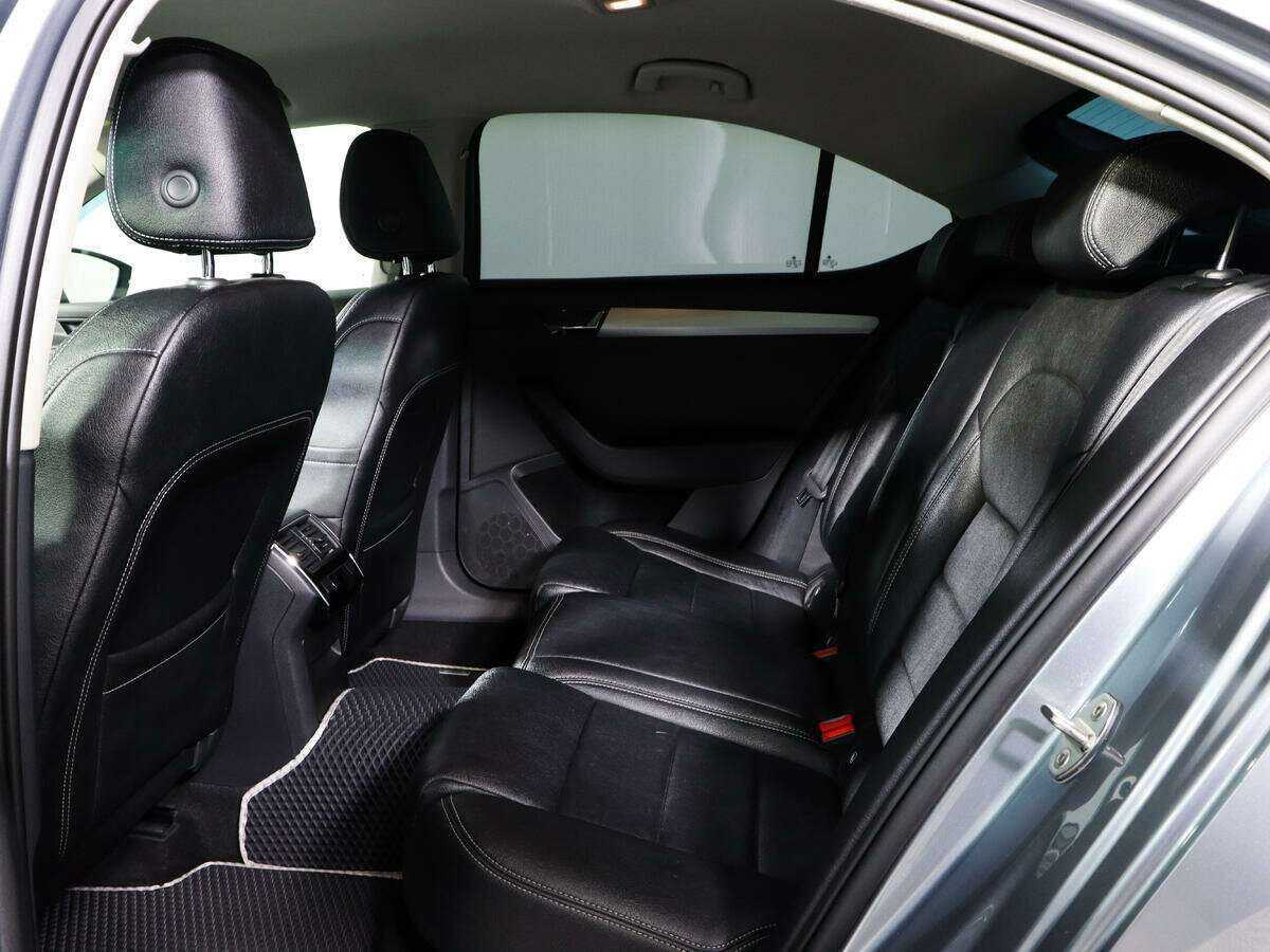 Skoda Superb б/у, 2015, Роботизированная. Фото: #8