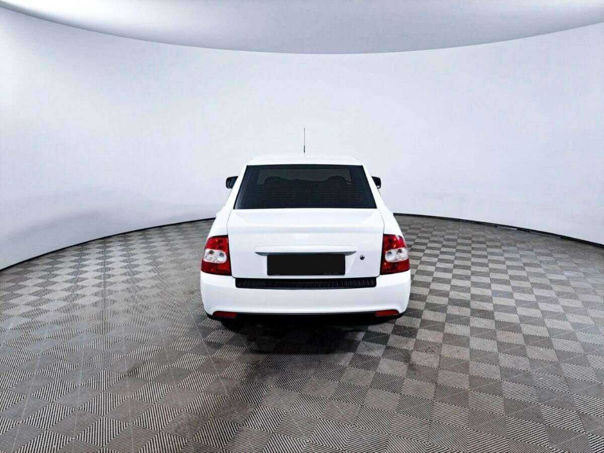 Lada (ВАЗ) Priora б/у, 2016, Механическая. Фото: #5