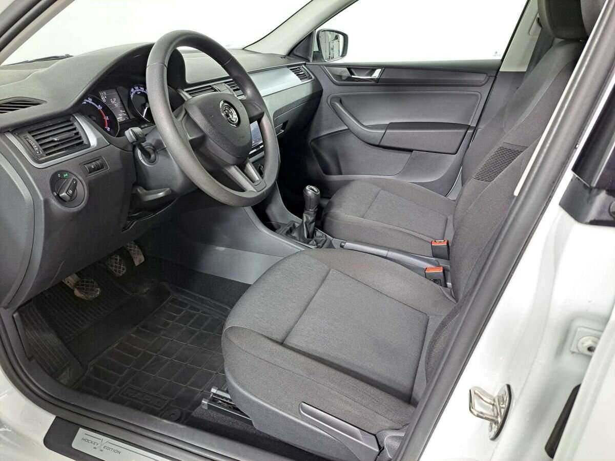 Skoda Rapid б/у, 2018, Механическая. Фото: #13