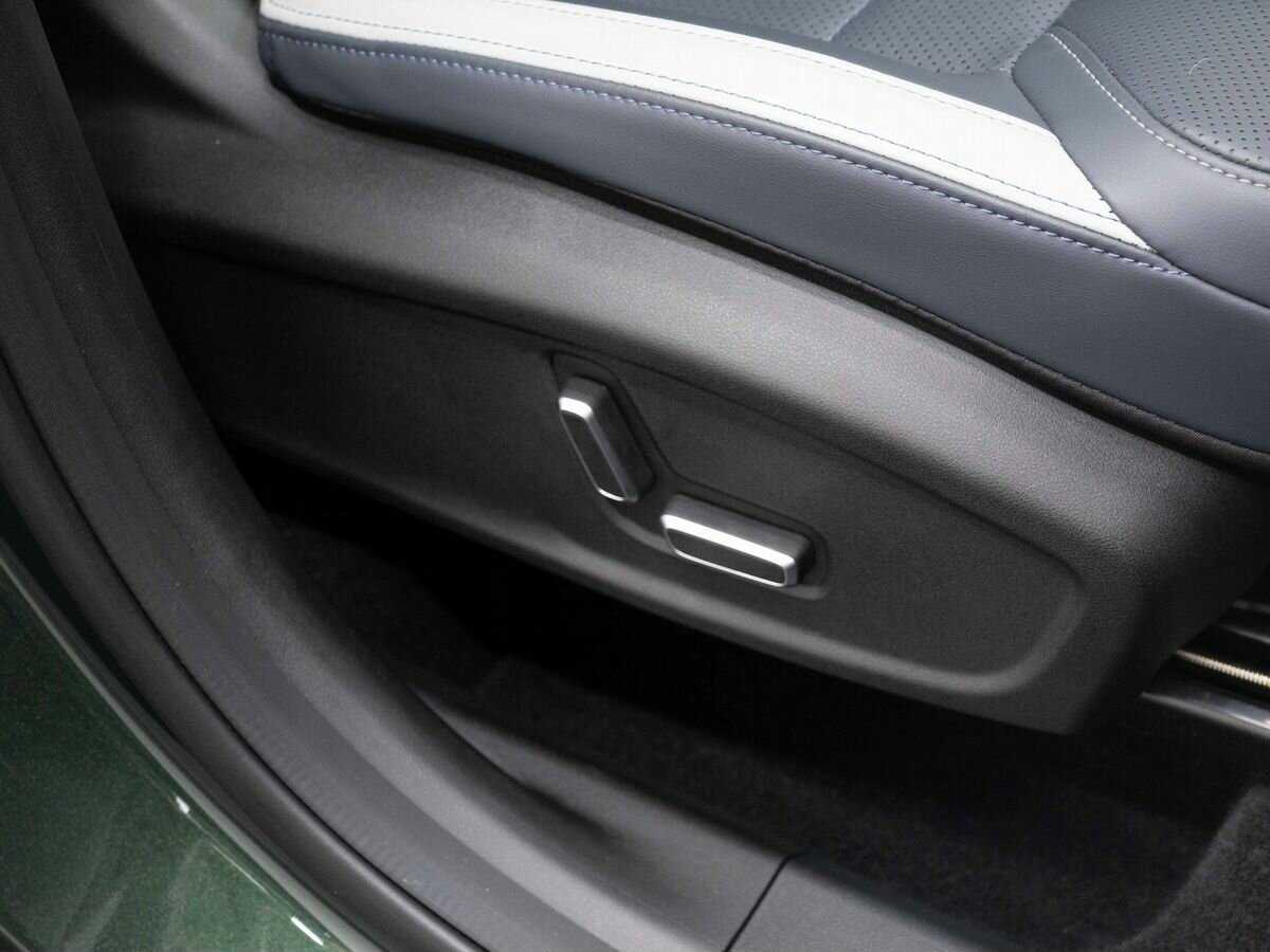 Geely Atlas б/у, 2023, Роботизированная. Фото: #14