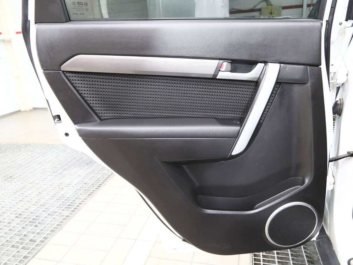 Chevrolet Captiva б/у, 2012, Автоматическая. Фото: #11