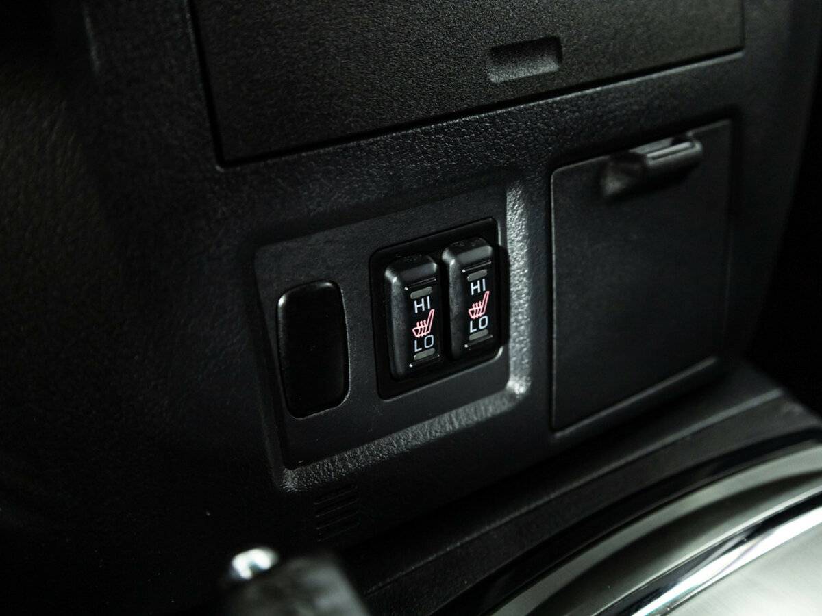 Mitsubishi Pajero б/у, 2015, Автоматическая. Фото: #16