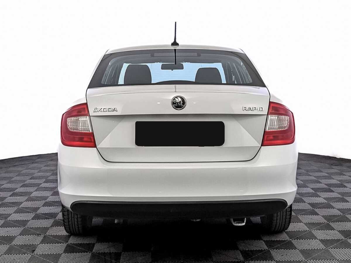 Skoda Rapid б/у, 2017, Механическая. Фото: #5