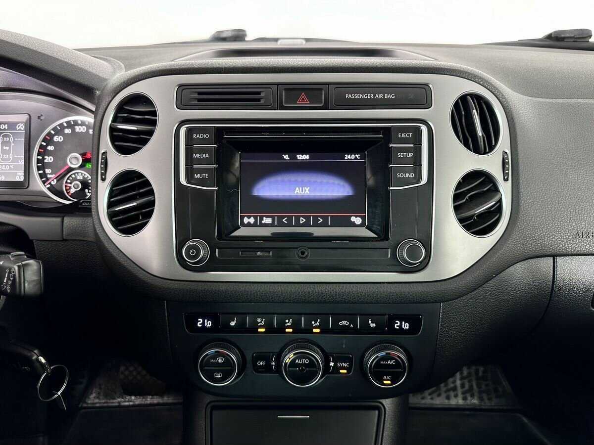 Volkswagen Tiguan б/у, 2016, Роботизированная. Фото: #12