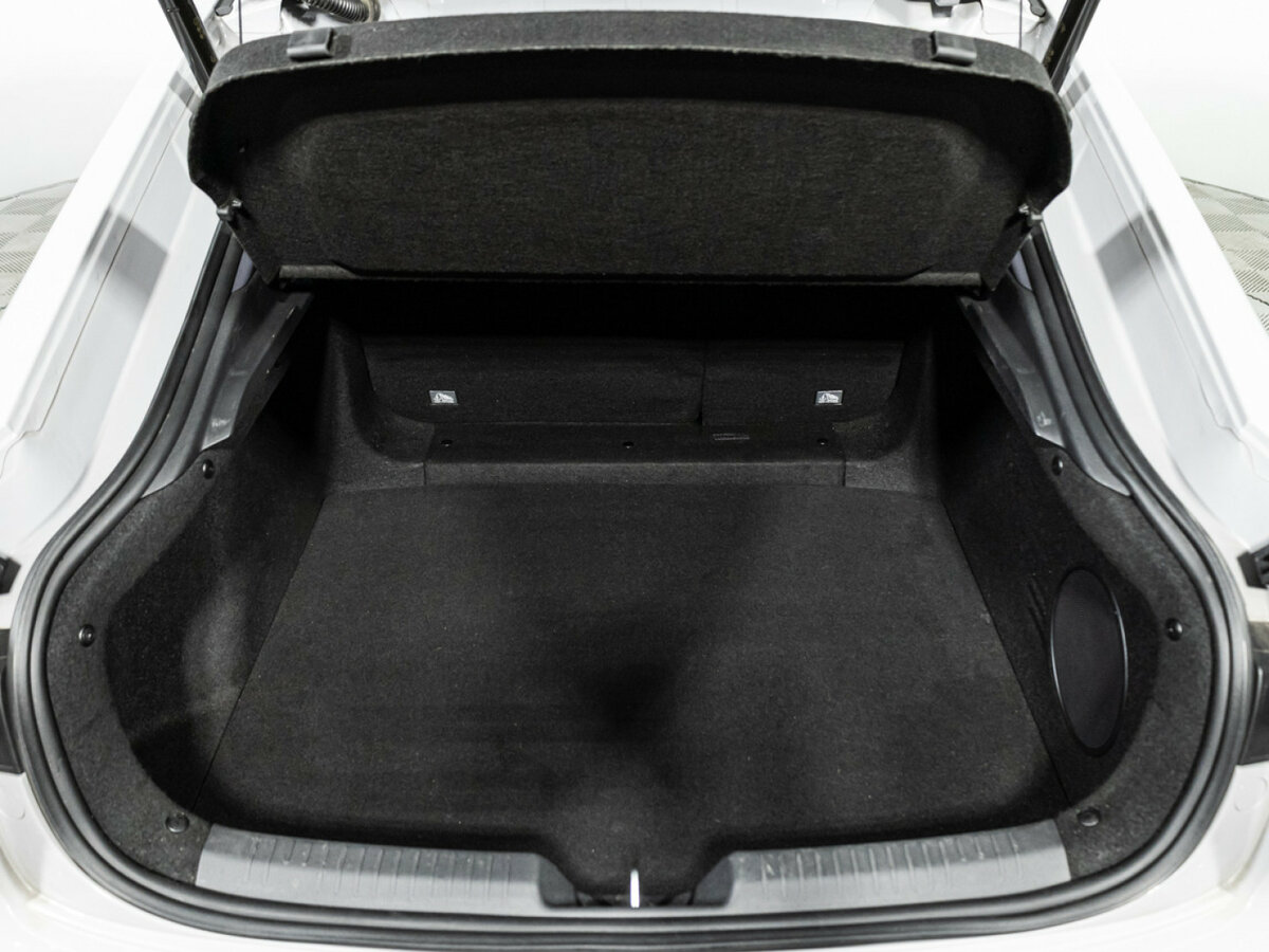 Changan UNI-V б/у, 2024, Роботизированная. Фото: #21