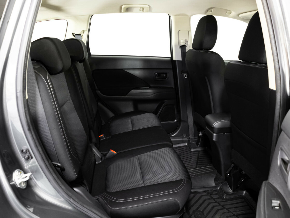 Mitsubishi Outlander б/у, 2019, Вариатор. Фото: #14