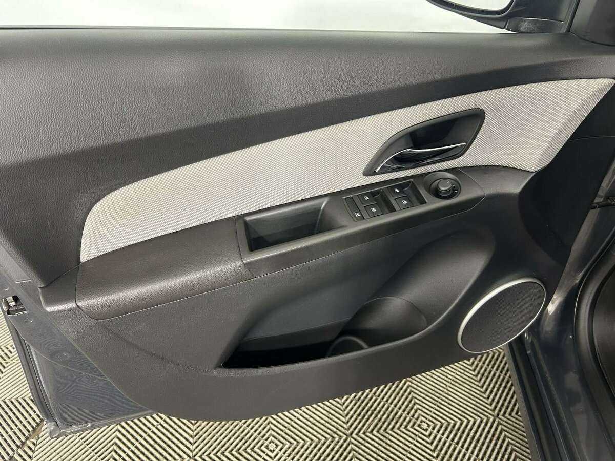 Chevrolet Cruze б/у, 2013, Автоматическая. Фото: #7