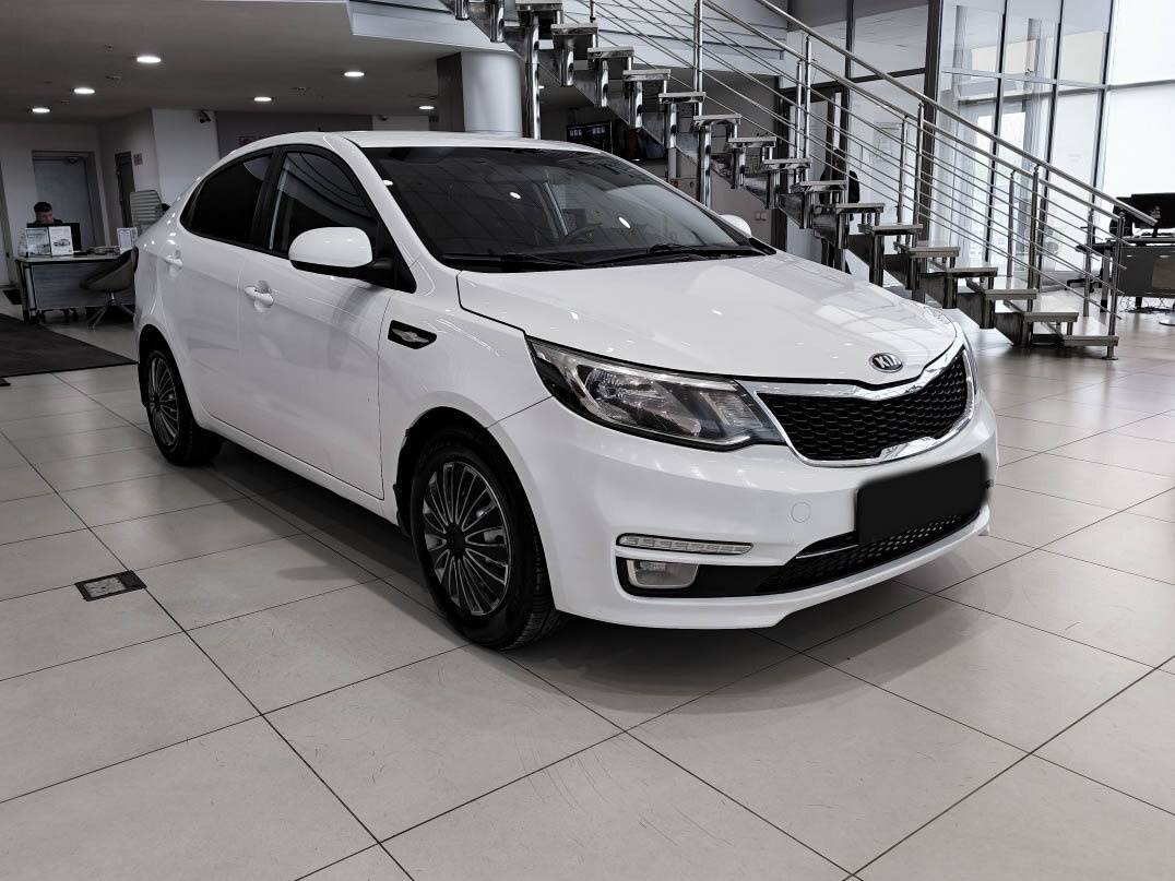 Kia Rio б/у, 2016, Механическая. Фото: #2