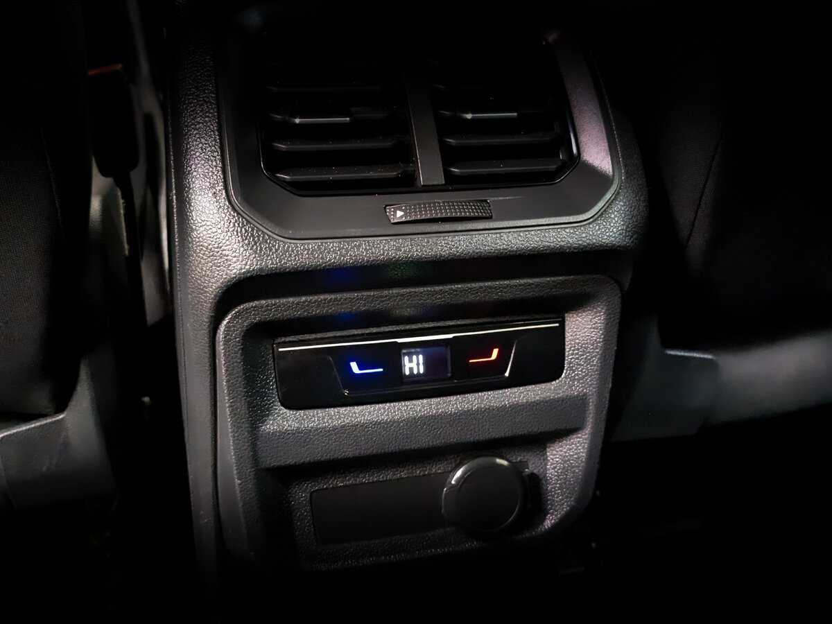 Volkswagen Tiguan б/у, 2021, Роботизированная. Фото: #25