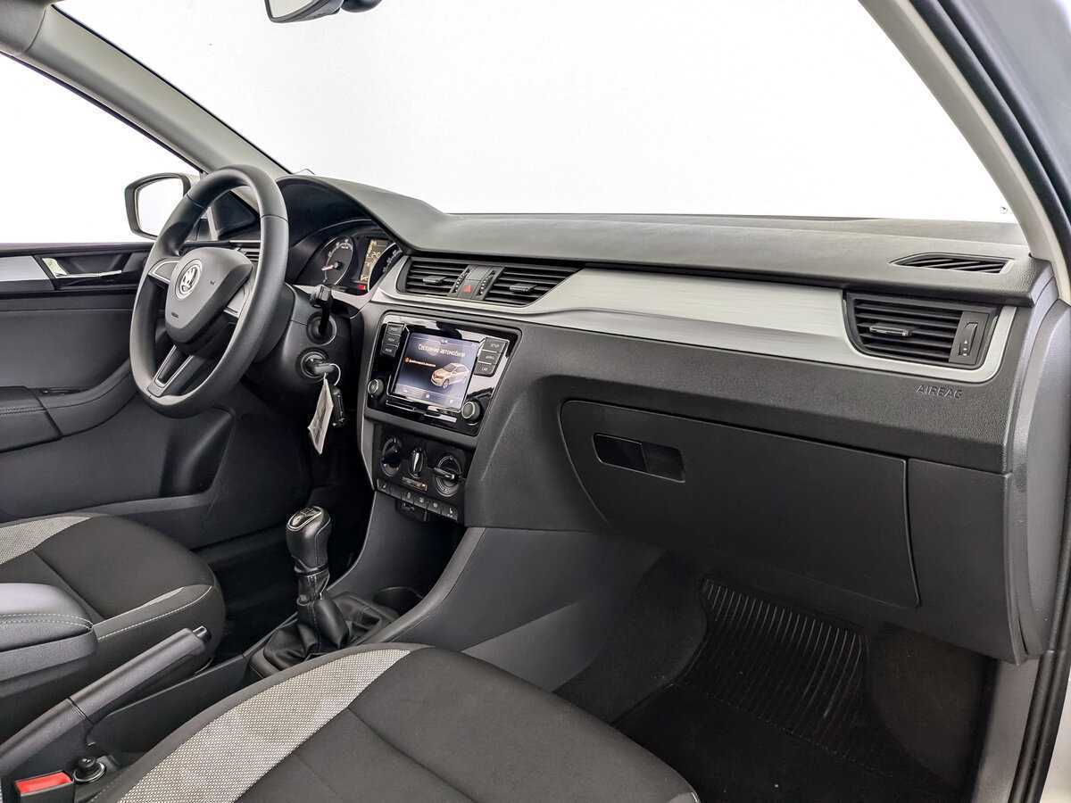 Skoda Rapid б/у, 2018, Механическая. Фото: #8