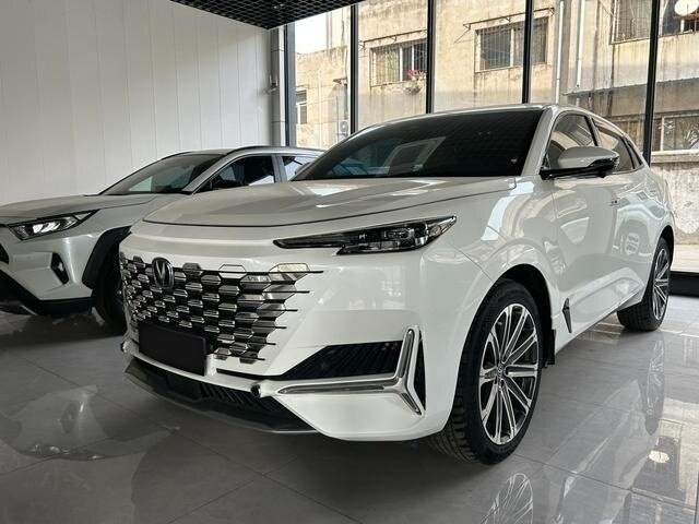 Changan UNI-K б/у, 2021, Автоматическая. Посмотреть фото