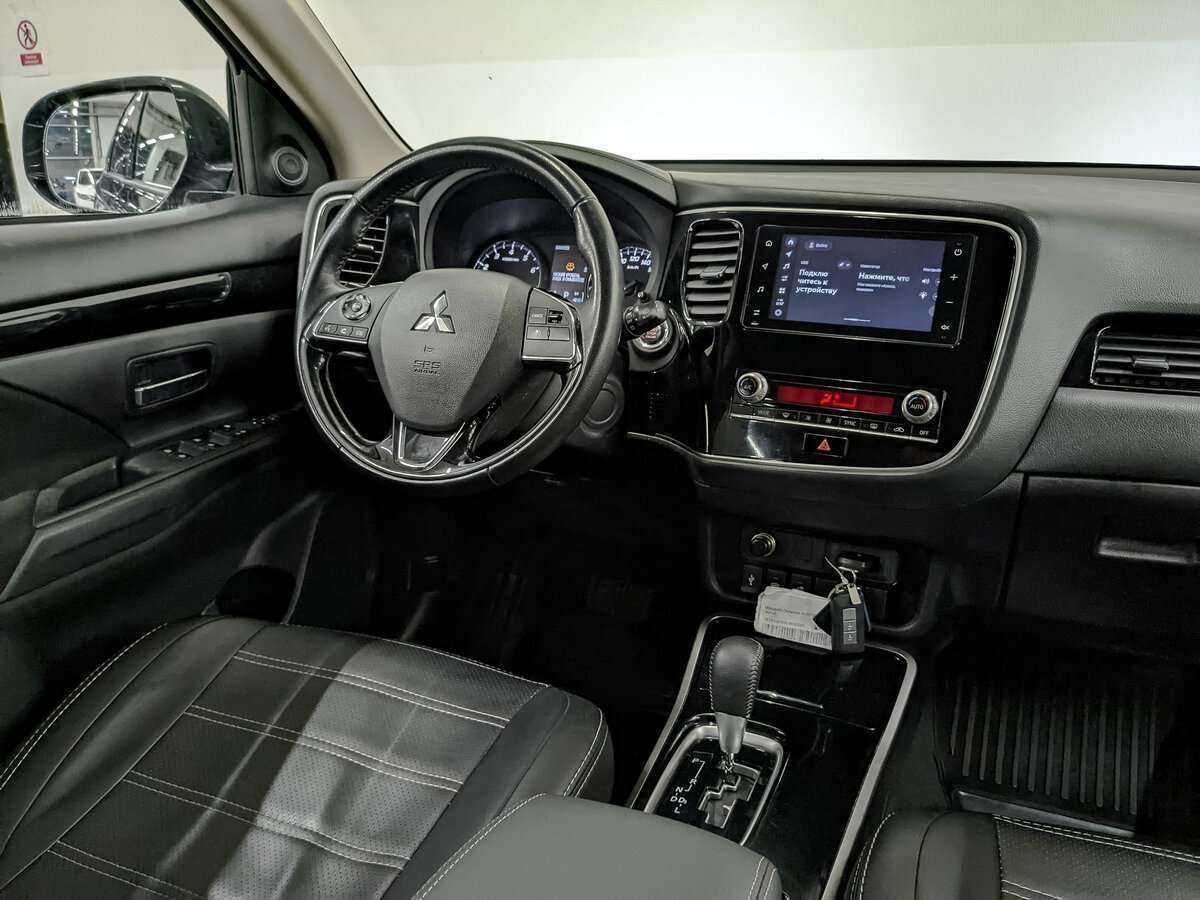 Mitsubishi Outlander б/у, 2020, Вариатор. Фото: #16