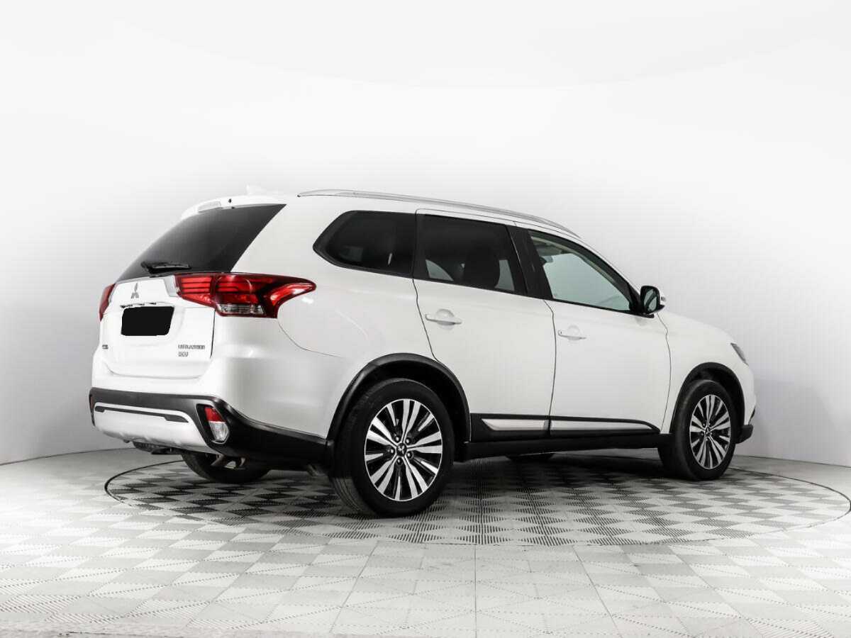 Mitsubishi Outlander б/у, 2020, Вариатор. Фото: #4