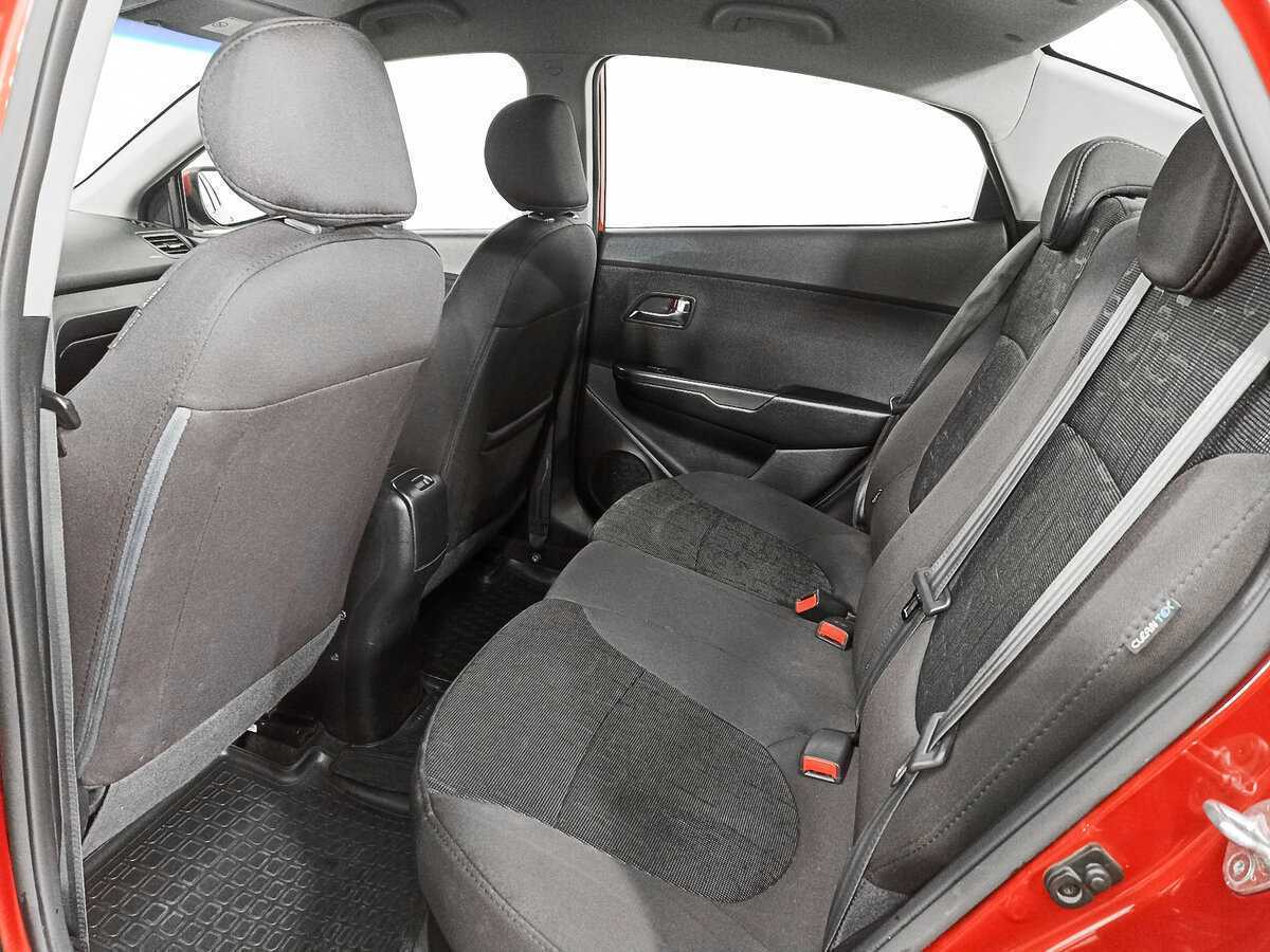 Kia Rio б/у, 2016, Автоматическая. Фото: #9