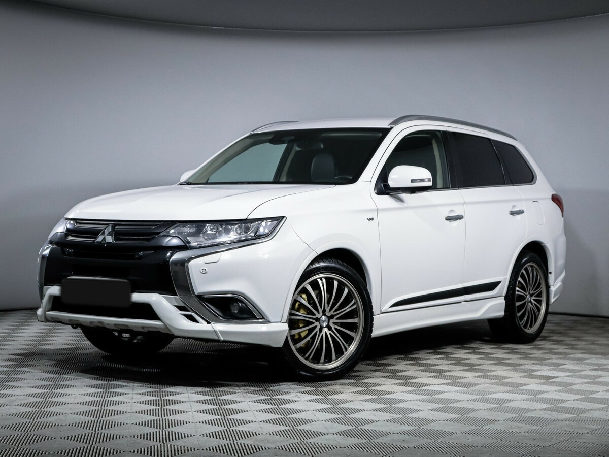 Mitsubishi Outlander б/у, 2018, Автоматическая. Фото: #0