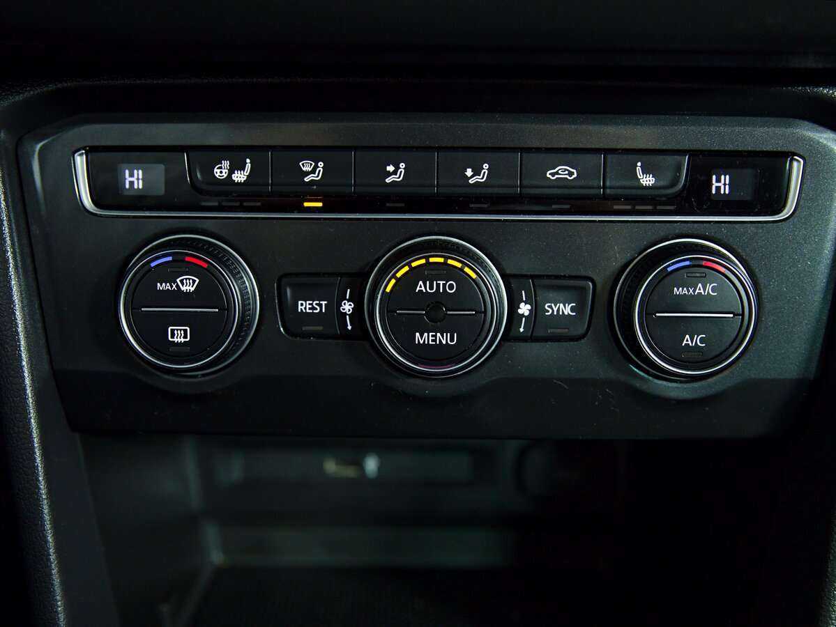 Volkswagen Tiguan б/у, 2017, Механическая. Фото: #12