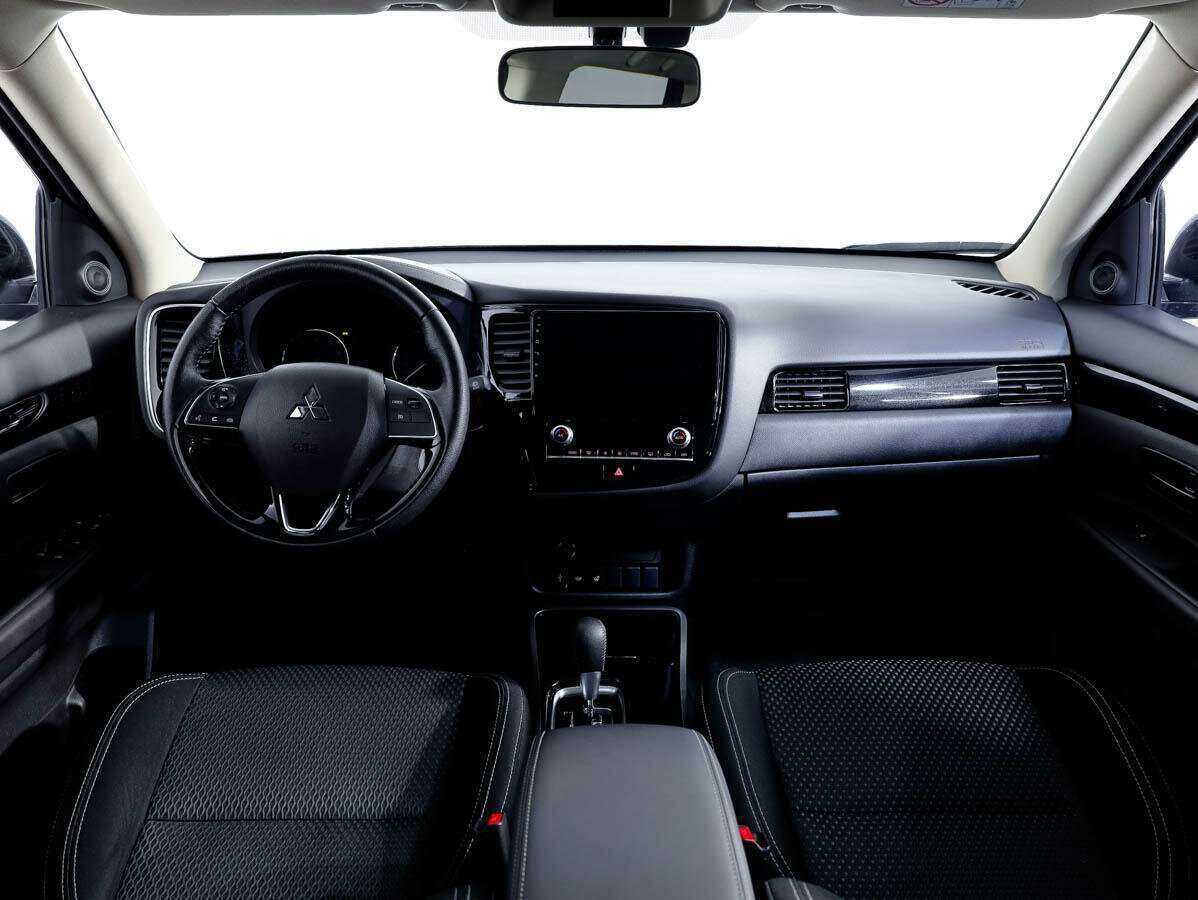 Mitsubishi Outlander б/у, 2021, Вариатор. Фото: #9