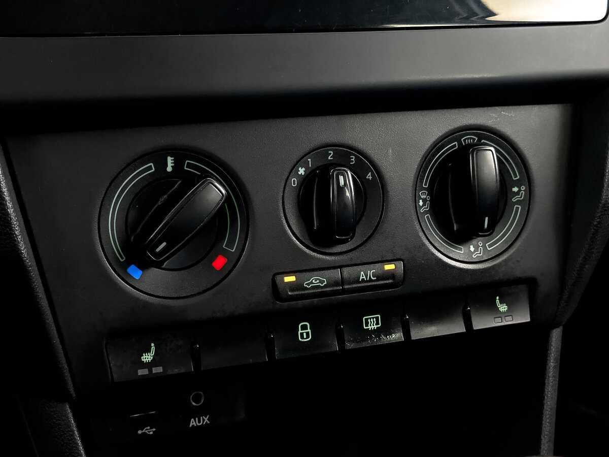 Skoda Rapid б/у, 2017, Механическая. Фото: #19