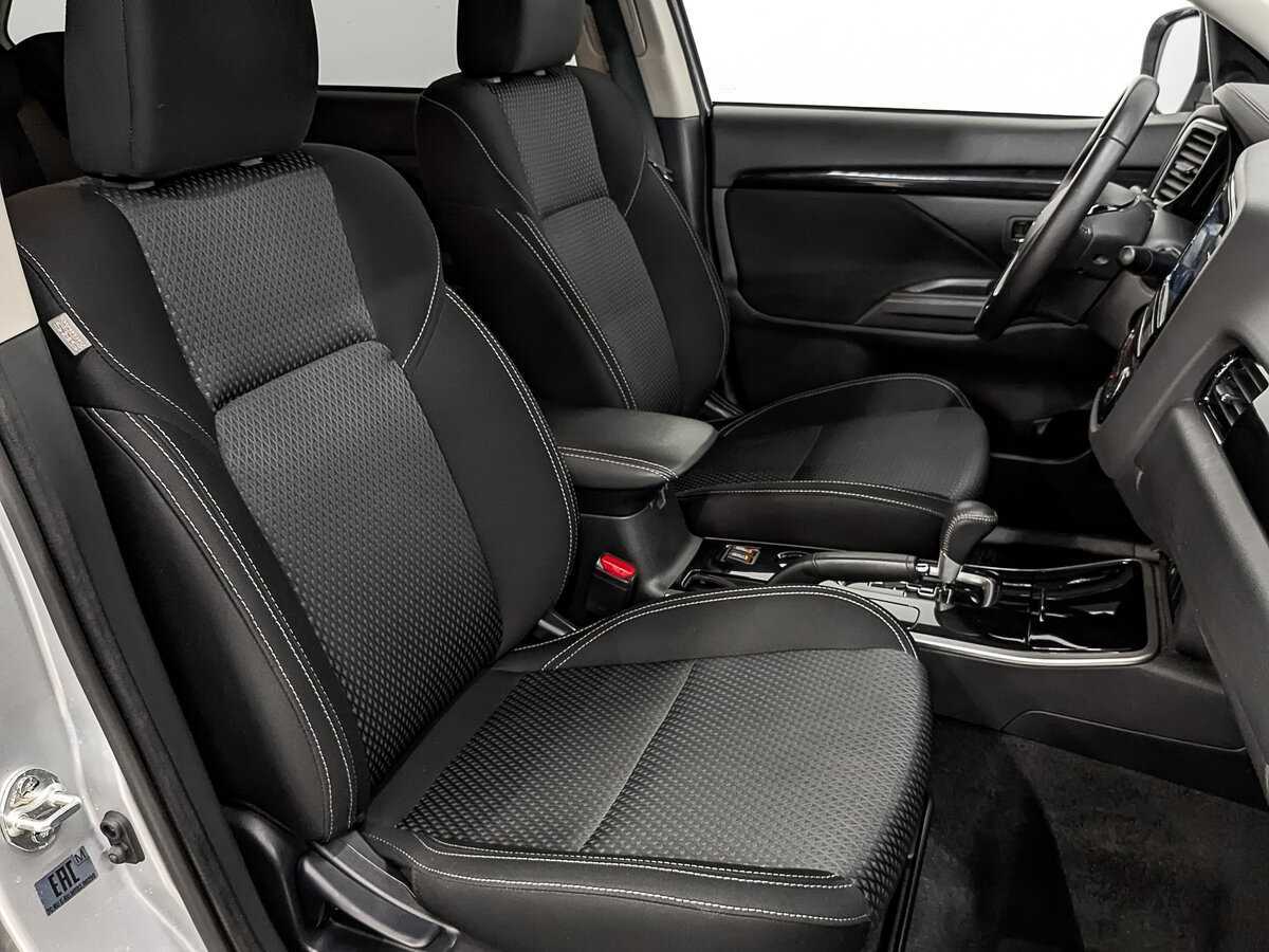 Mitsubishi Outlander б/у, 2020, Вариатор. Фото: #22
