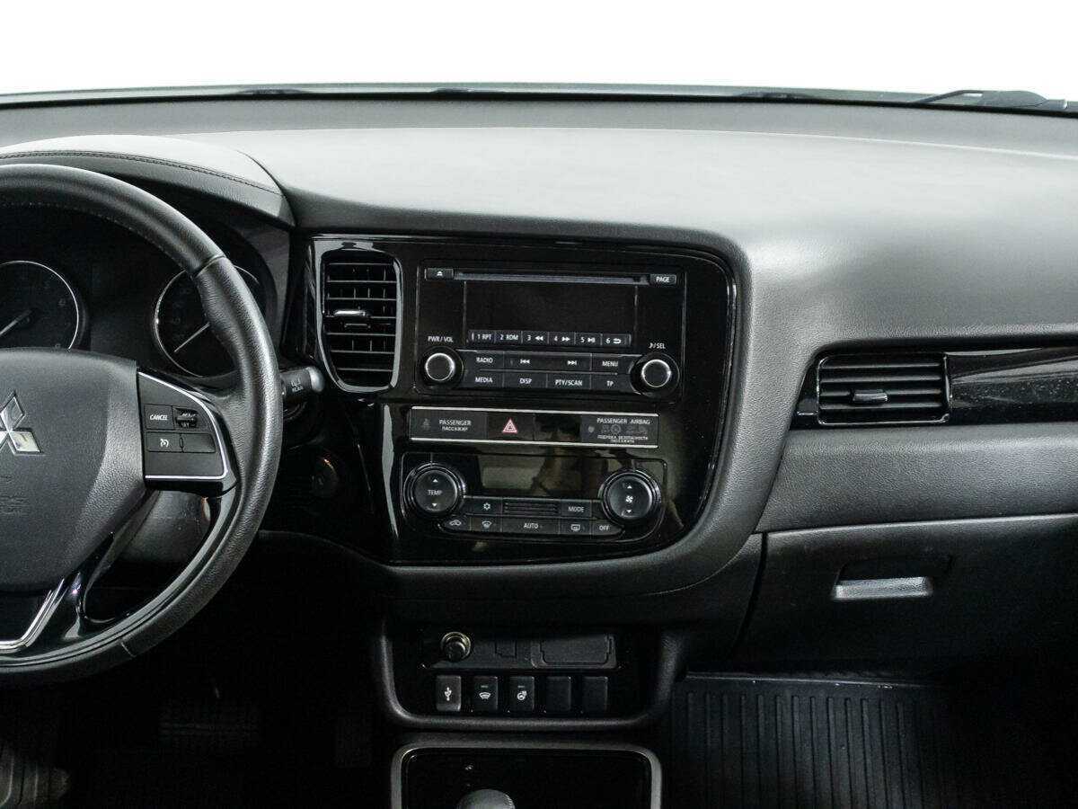 Mitsubishi Outlander б/у, 2020, Вариатор. Фото: #13