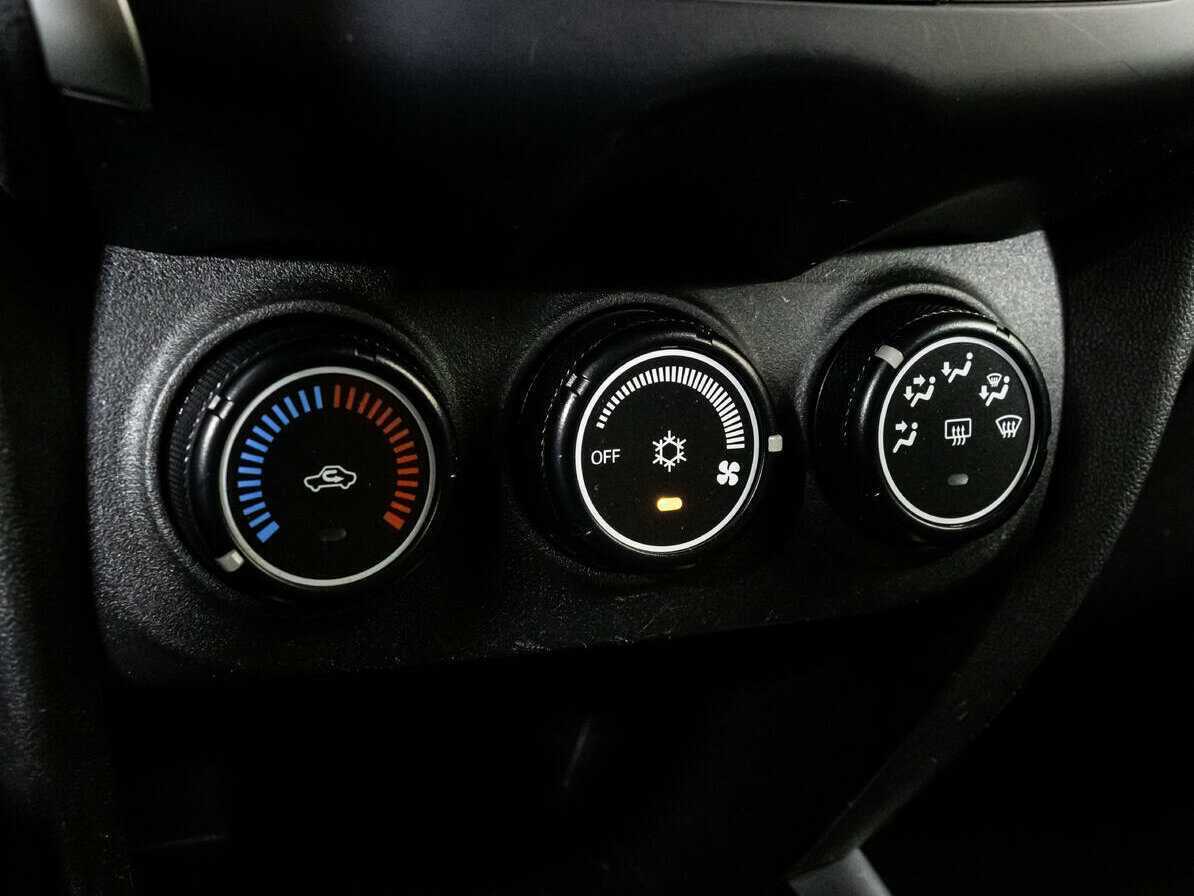 Mitsubishi ASX б/у, 2012, Механическая. Фото: #12