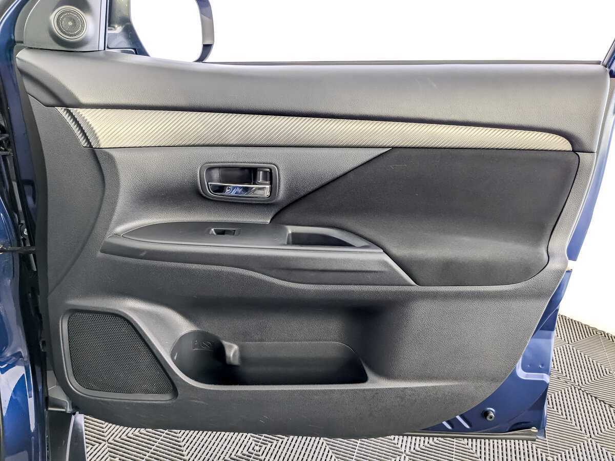 Mitsubishi Outlander б/у, 2014, Вариатор. Фото: #19