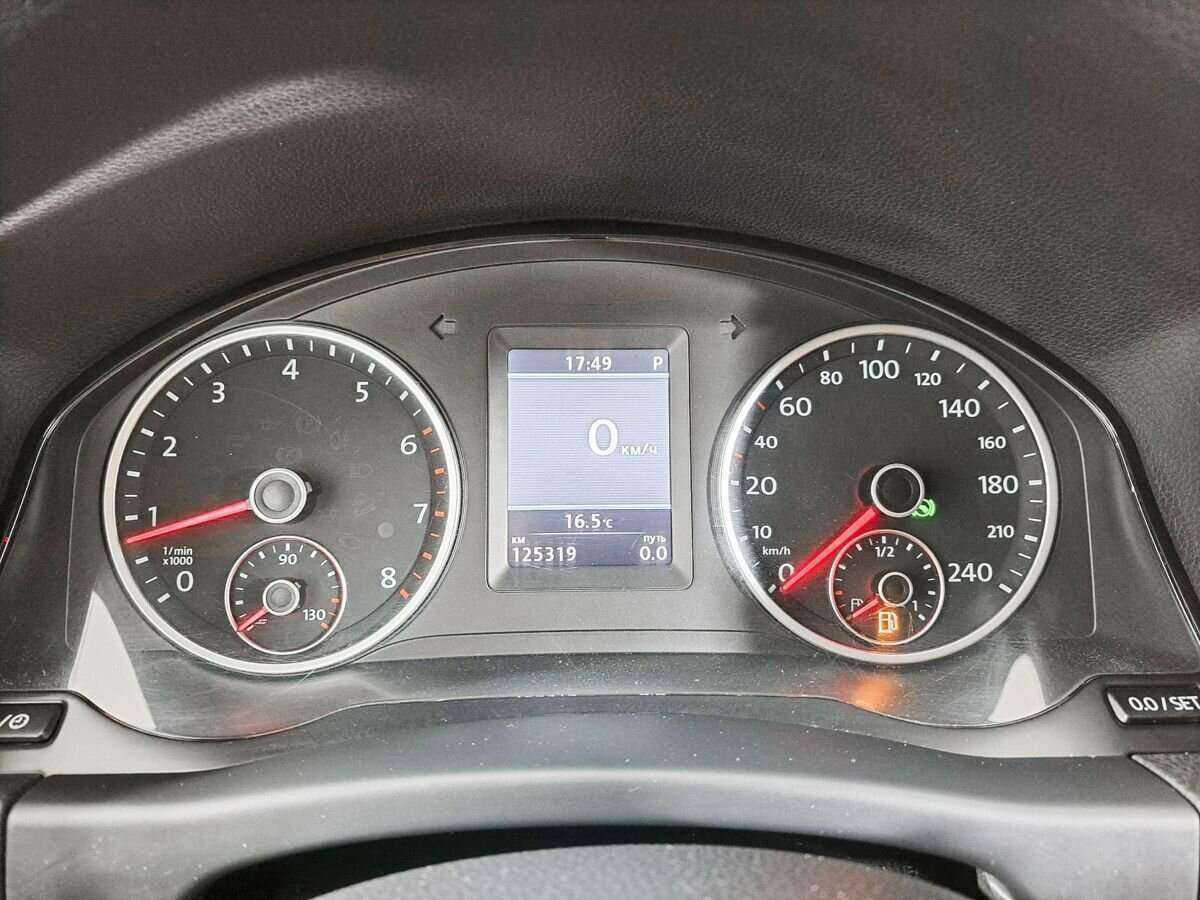 Volkswagen Tiguan б/у, 2012, Автоматическая. Фото: #8