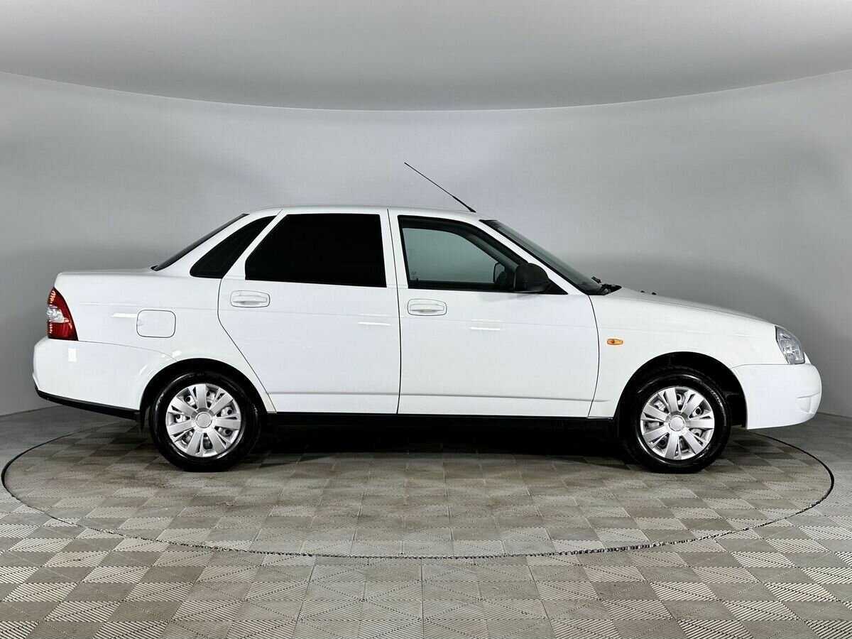 Lada (ВАЗ) Priora б/у, 2017, Механическая. Фото: #4