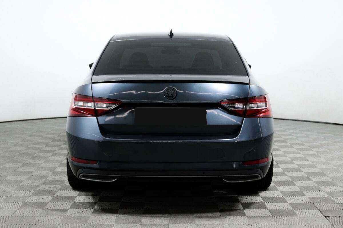 Skoda Superb б/у, 2017, Роботизированная. Фото: #5