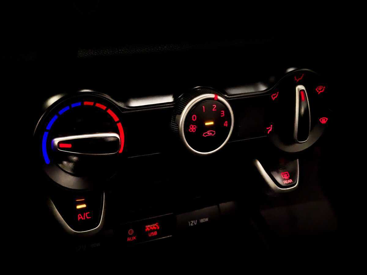 Kia Rio б/у, 2020, Автоматическая. Фото: #22